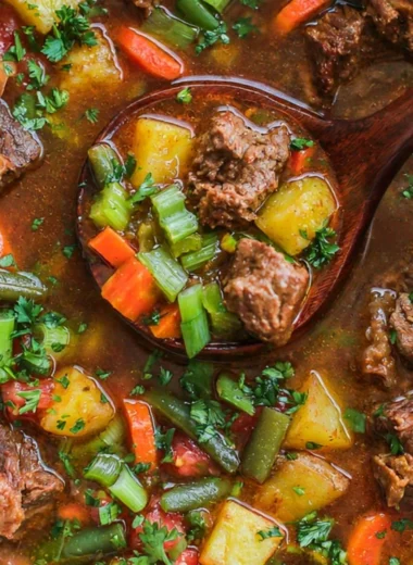 Delicious Vegetable Beef Soup with fresh vegetables and tender beef chunks